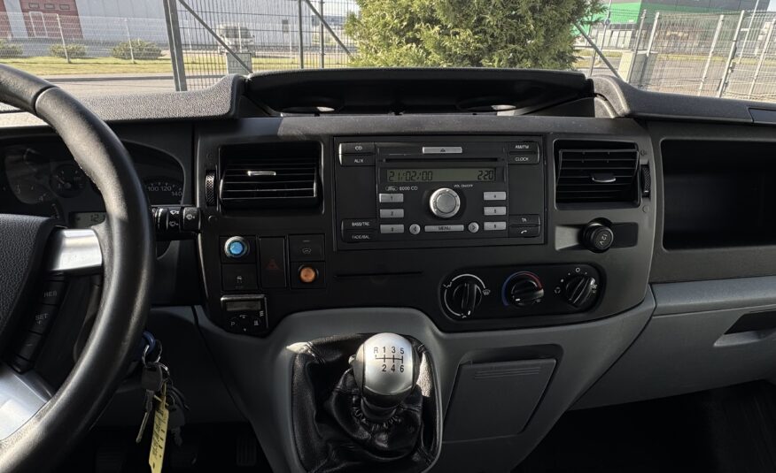 Ford Transit L4H1