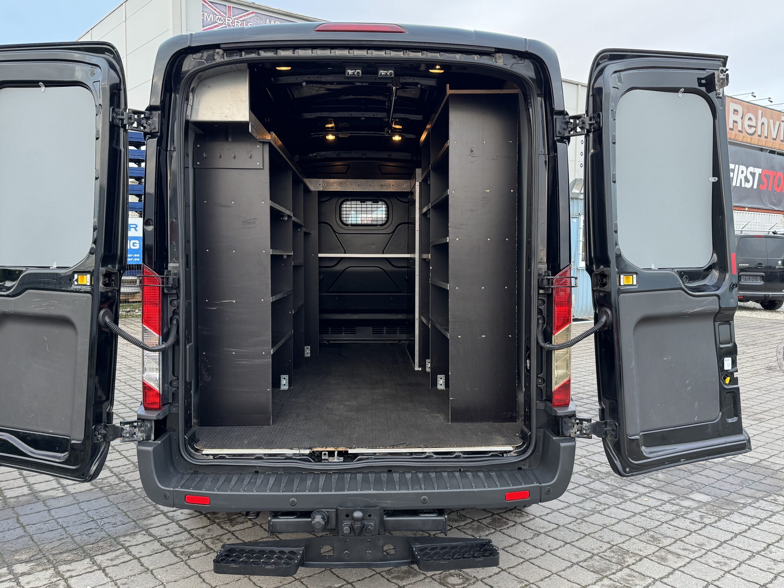 Ford Transit L3H2 Serviceline 9.2017