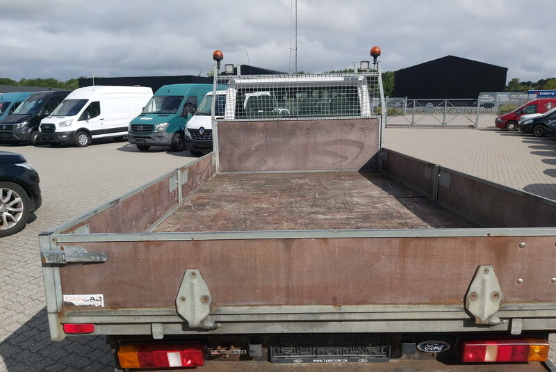 Ford Transit L4H1