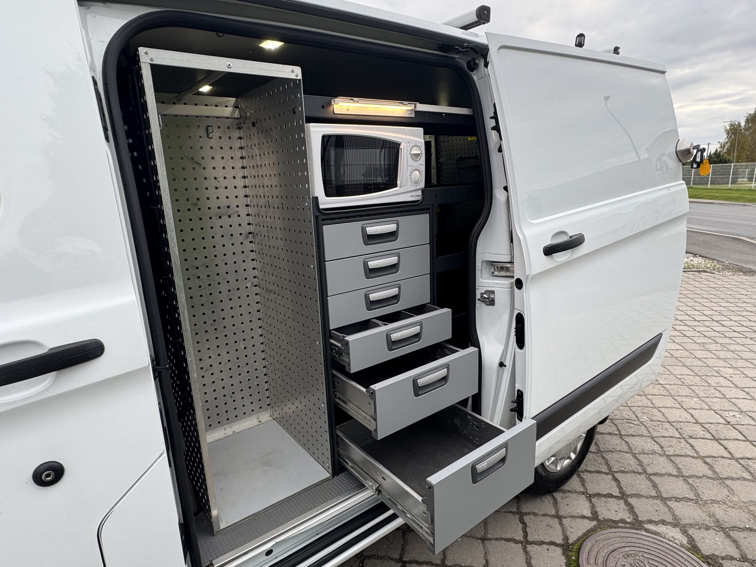 Ford Transit Custom L1H1 Serviceline 4.2015