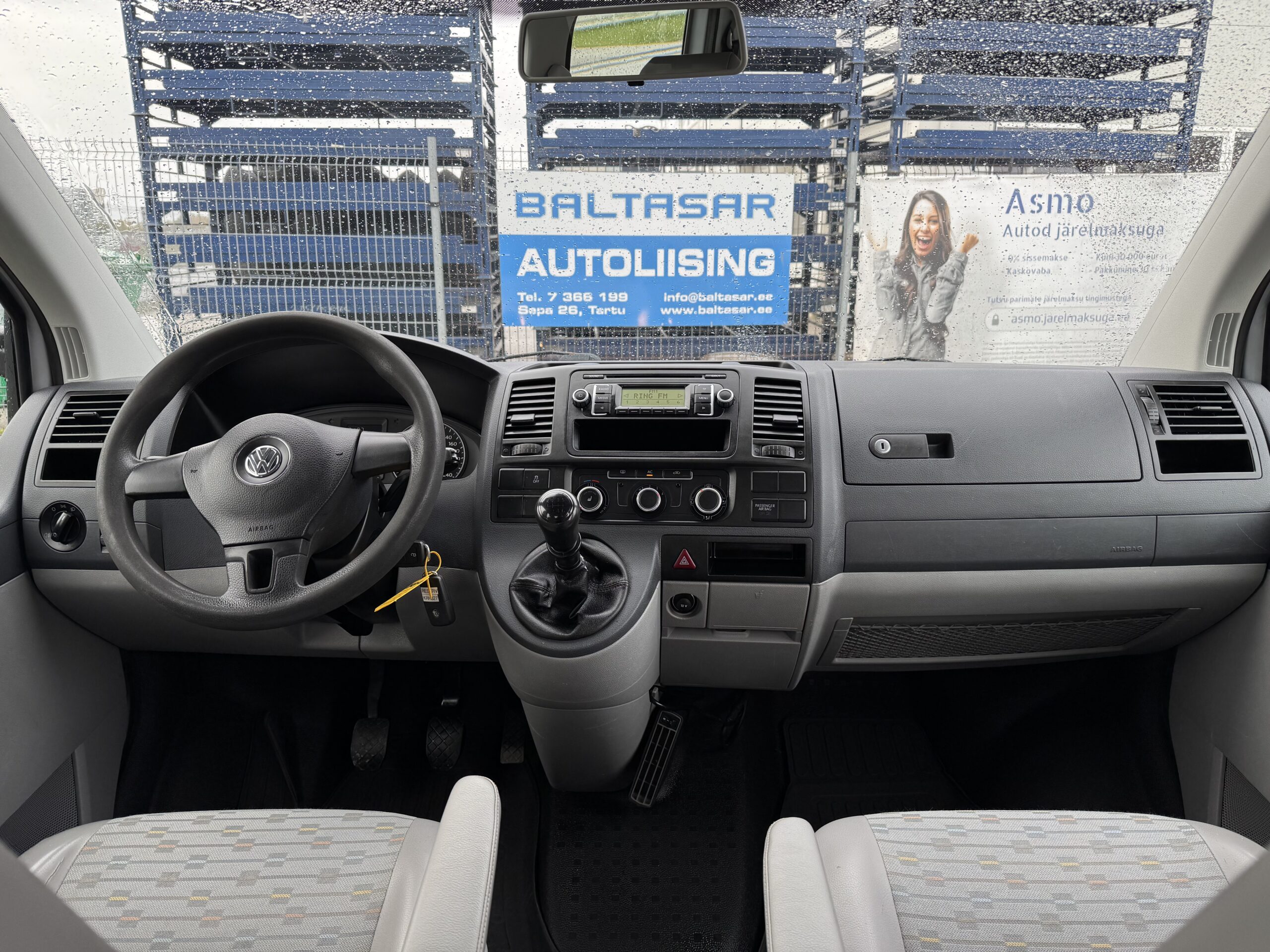 Volkswagen Transporter L2H1 Doka 4.2011