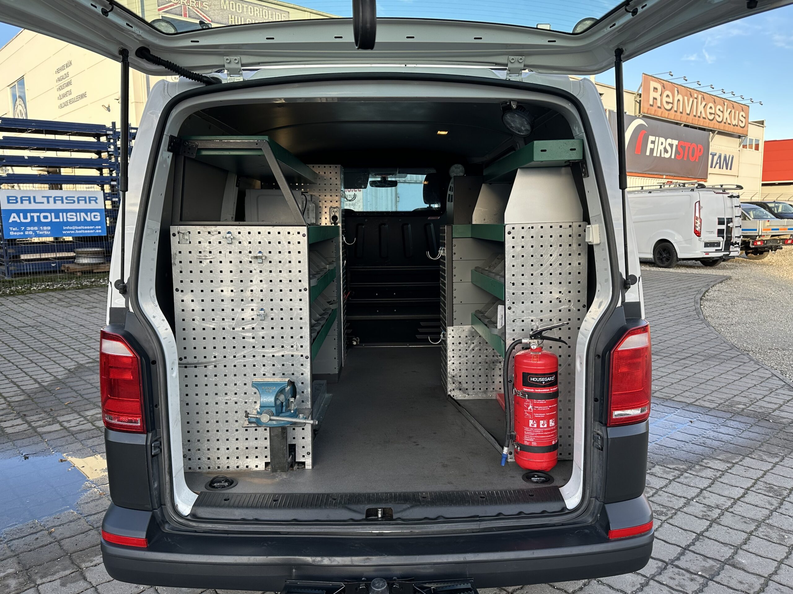 Volkswagen Transporter L1H1 4-Motion 4*4 Serviceline 5.2017