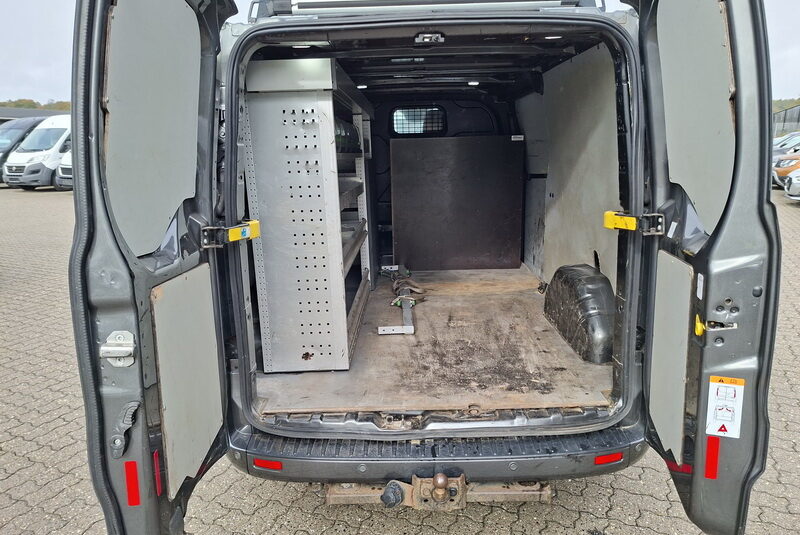 Ford Transit Custom L2H1 Titanium 8.2018