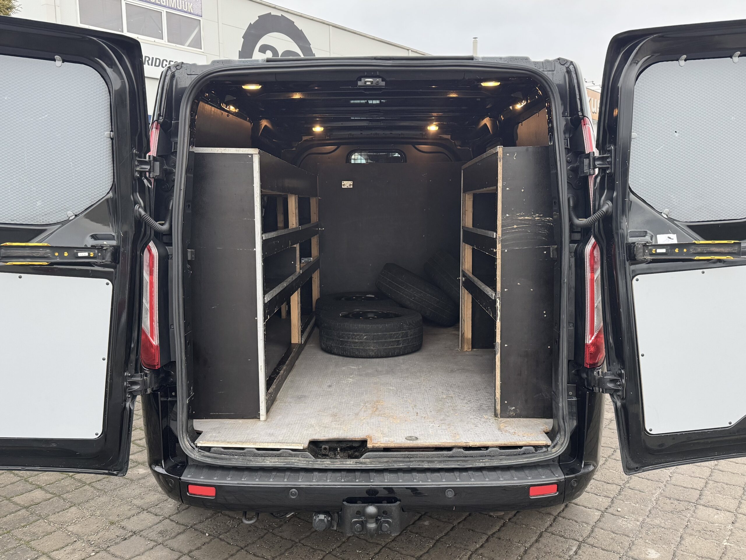 Ford Transit Custom L2H1 Serviceline 1.2020