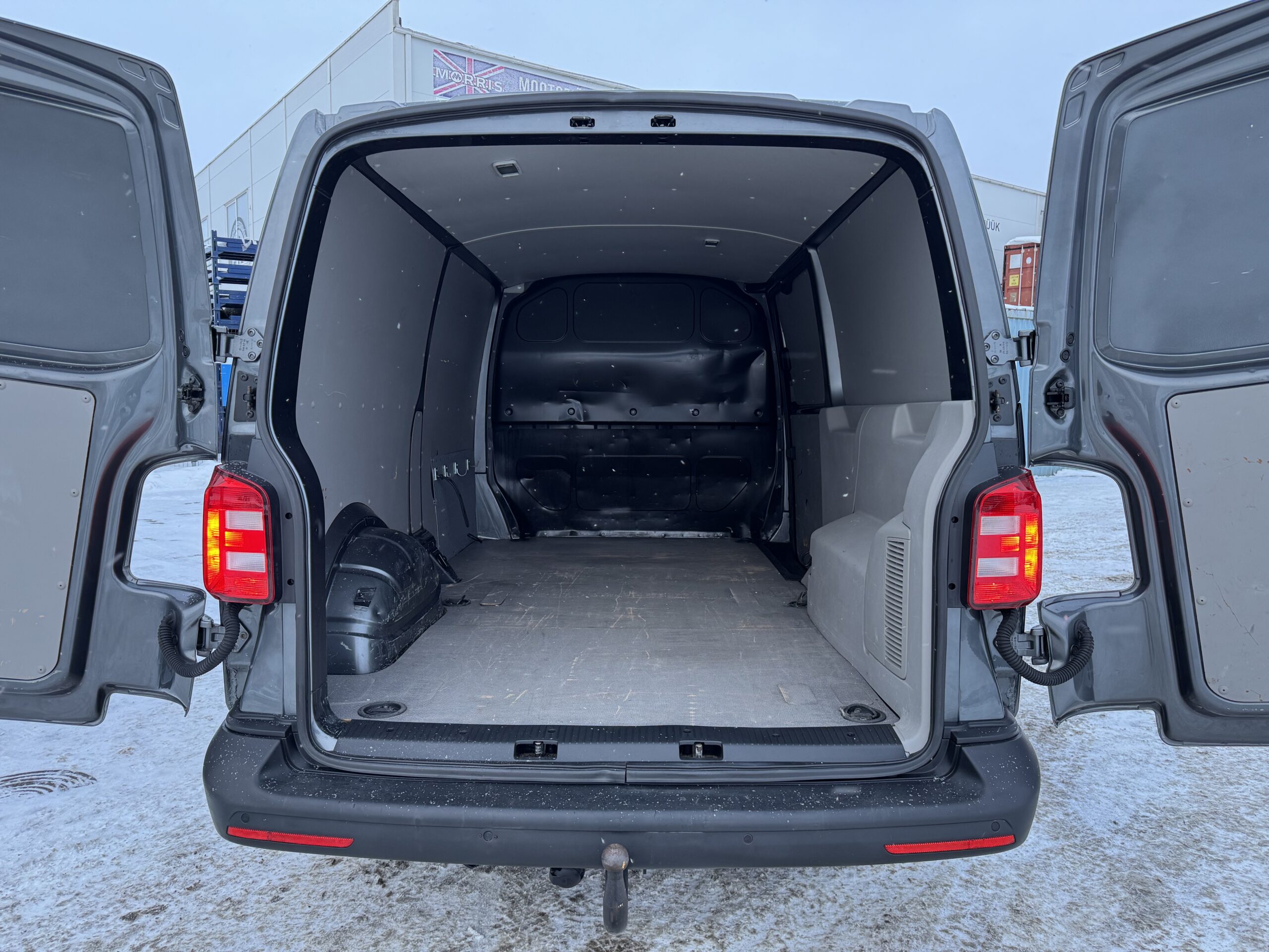 Volkswagen Transporter L2H1 9.2019