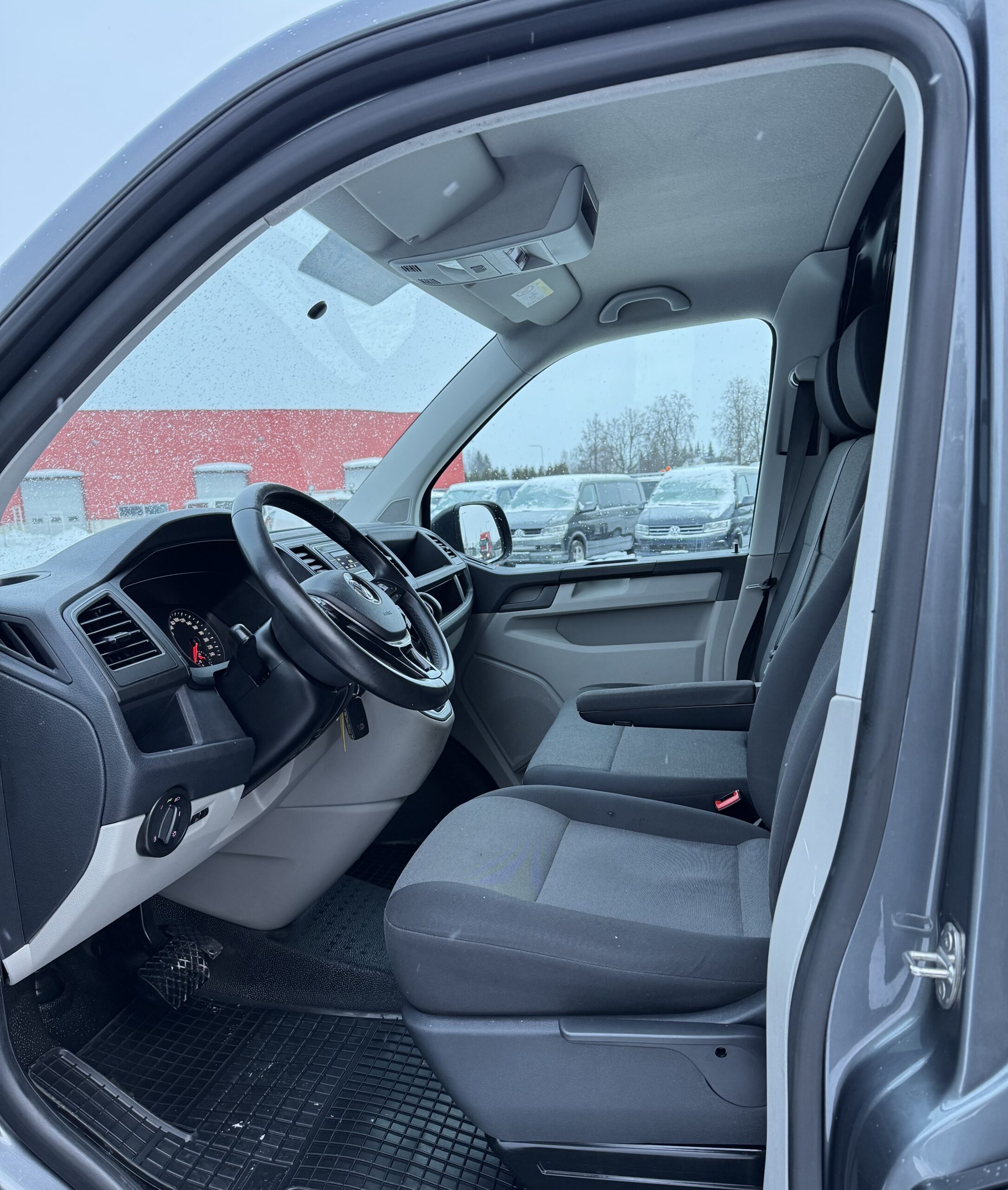 Volkswagen Transporter L2H1 9.2019