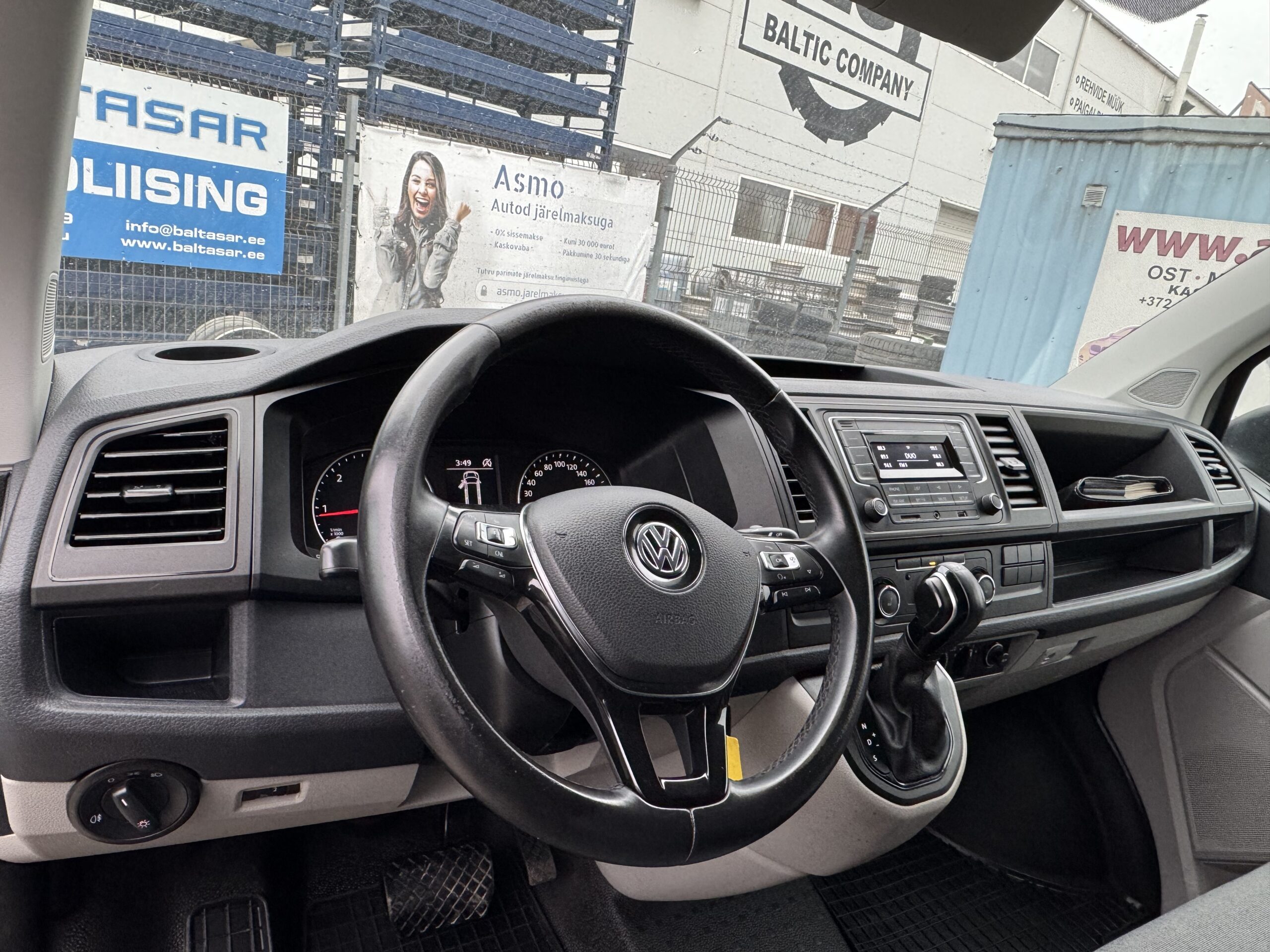 Volkswagen Transporter L2H1 9.2019