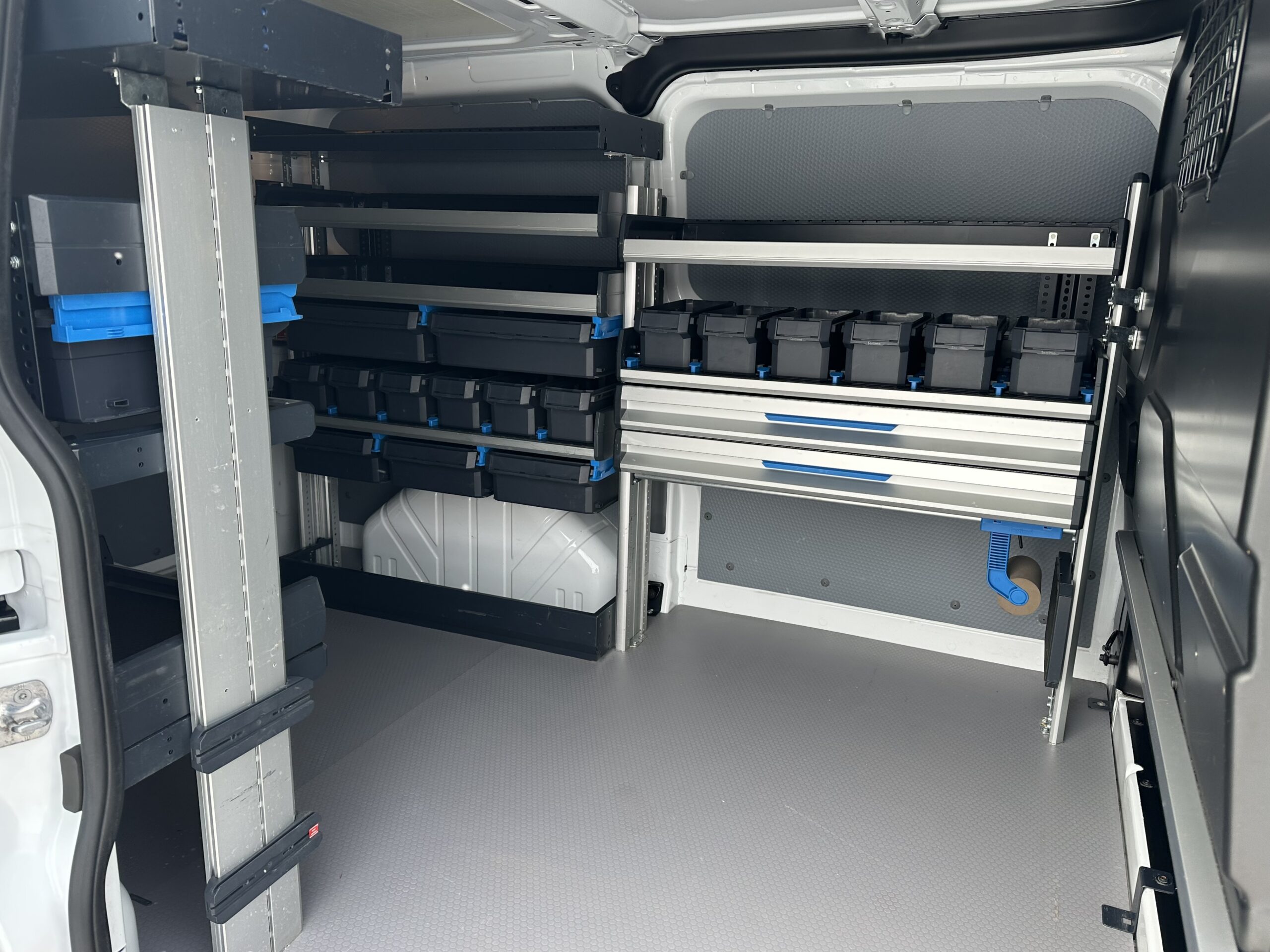 Ford Transit Custom L1H1 Serviceline Aut. 8.2020