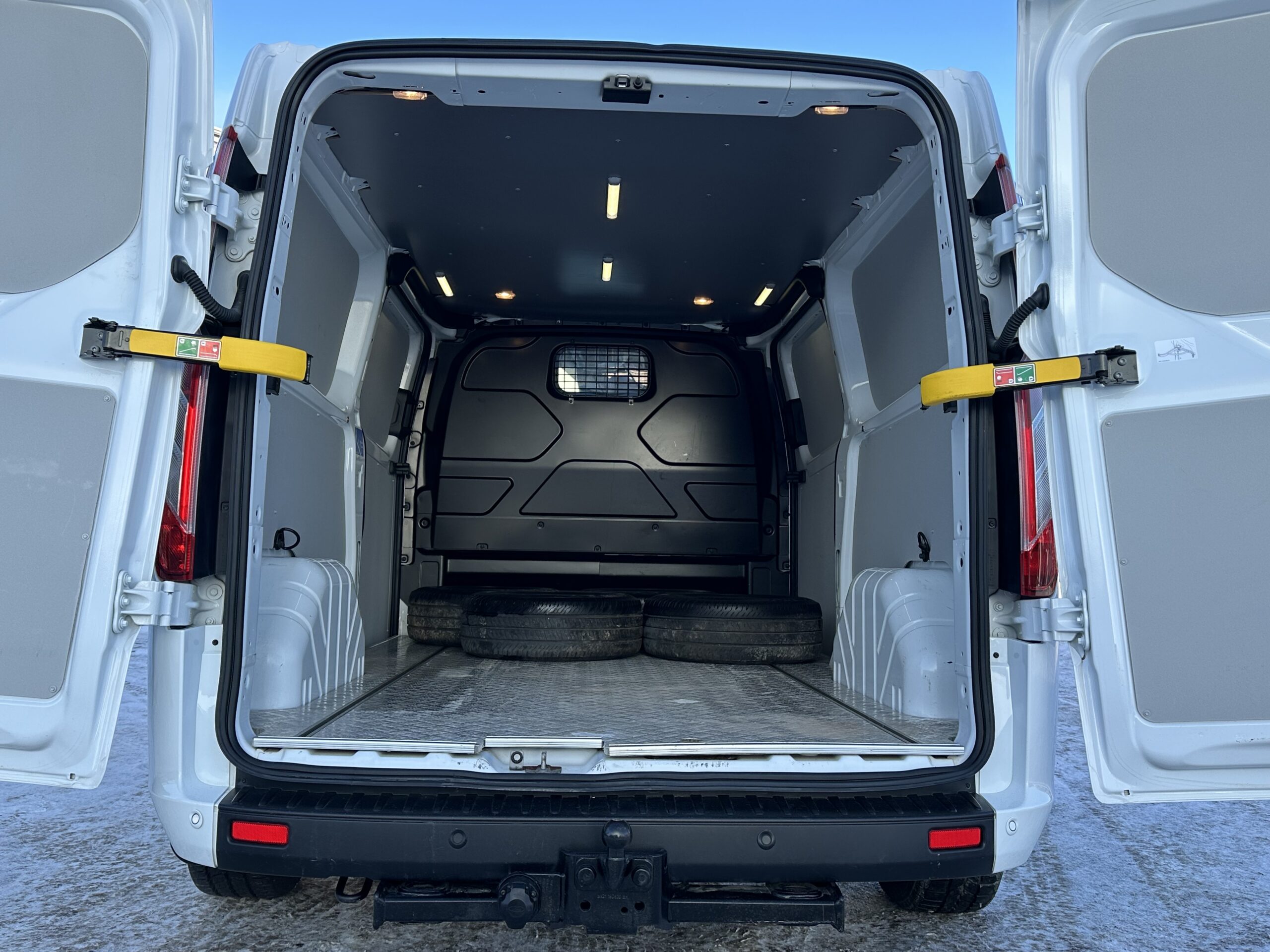 Ford Transit Custom L2H1  3.2020