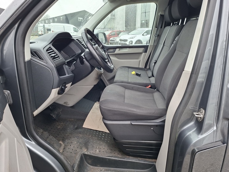 Volkswagen Transporter L2H1 9.2019