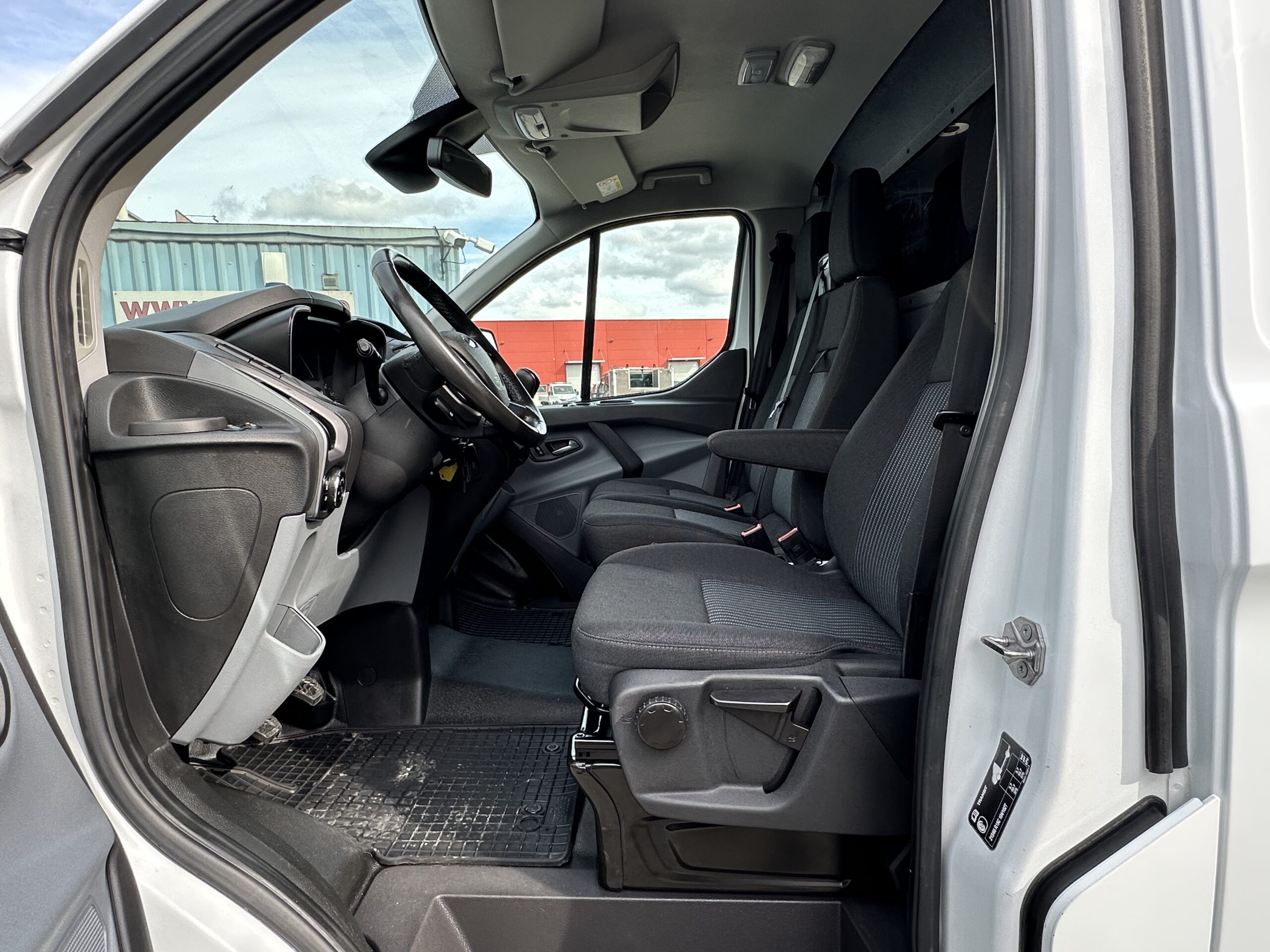 Ford Transit Custom L2H1 11.2017