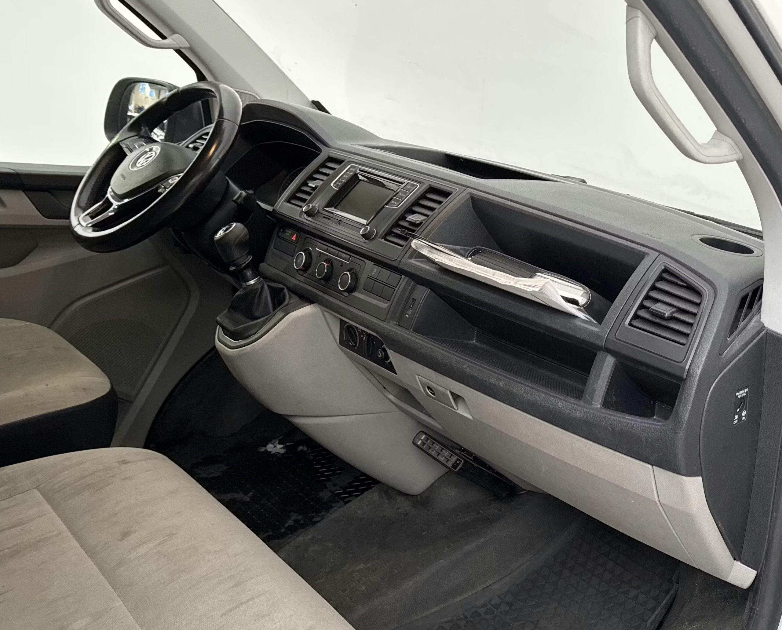 Volkswagen Transporter L2H1 4-Motion 4*4 Serviceline 2.2018