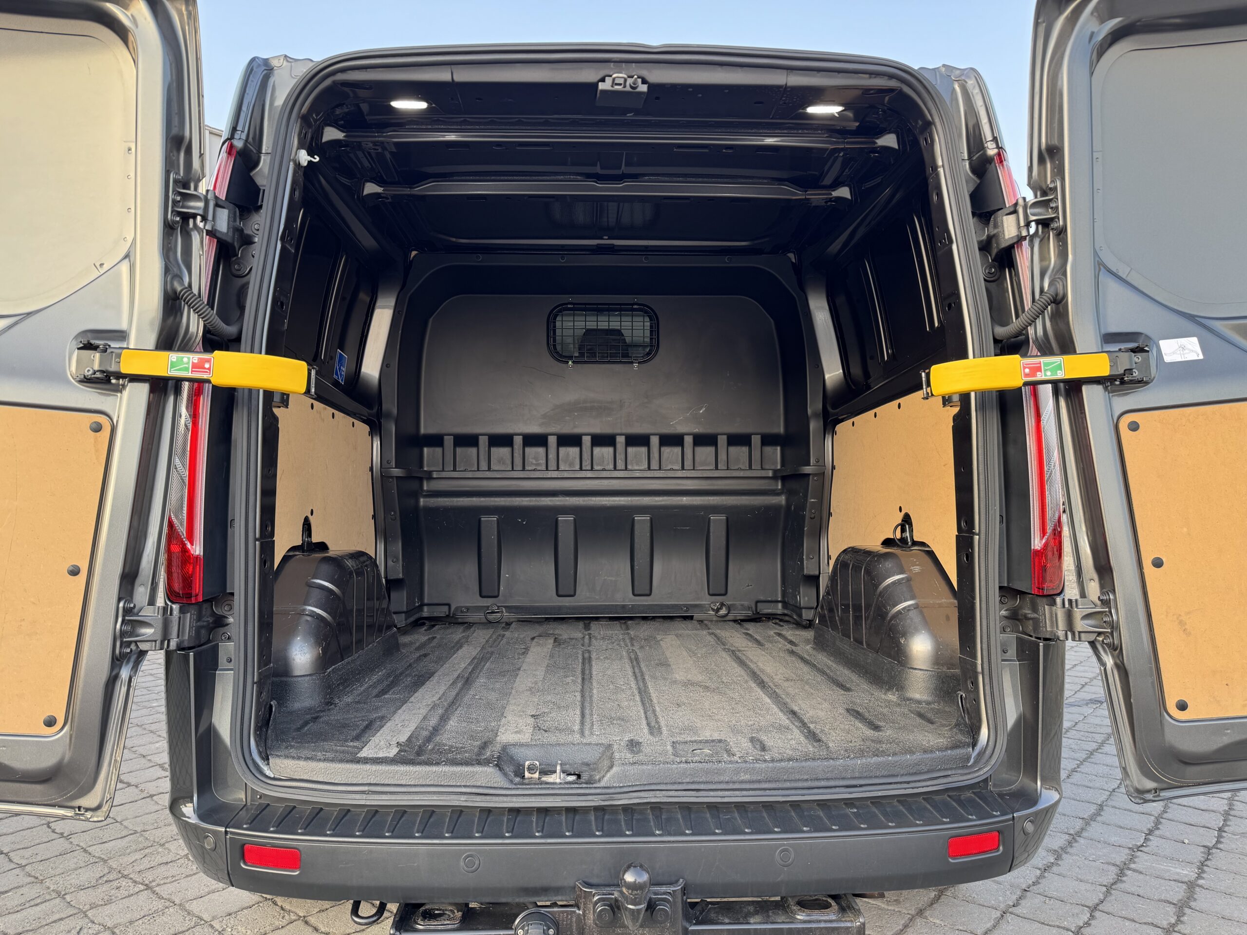 Ford Transit Custom L2H1 N1 5Ps 10.2020