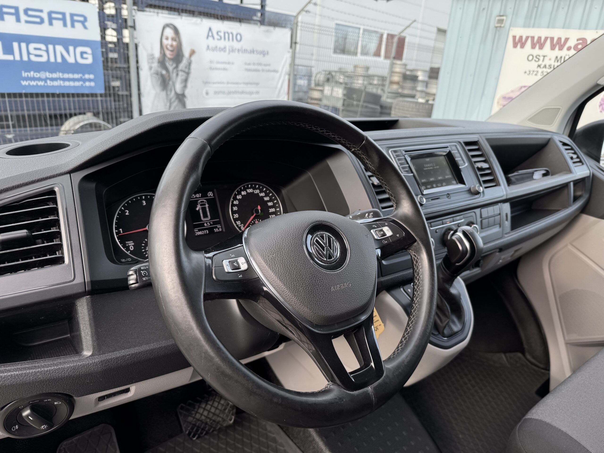 Volkswagen Transporter L2H1 1.2016 Serviceline Dsg