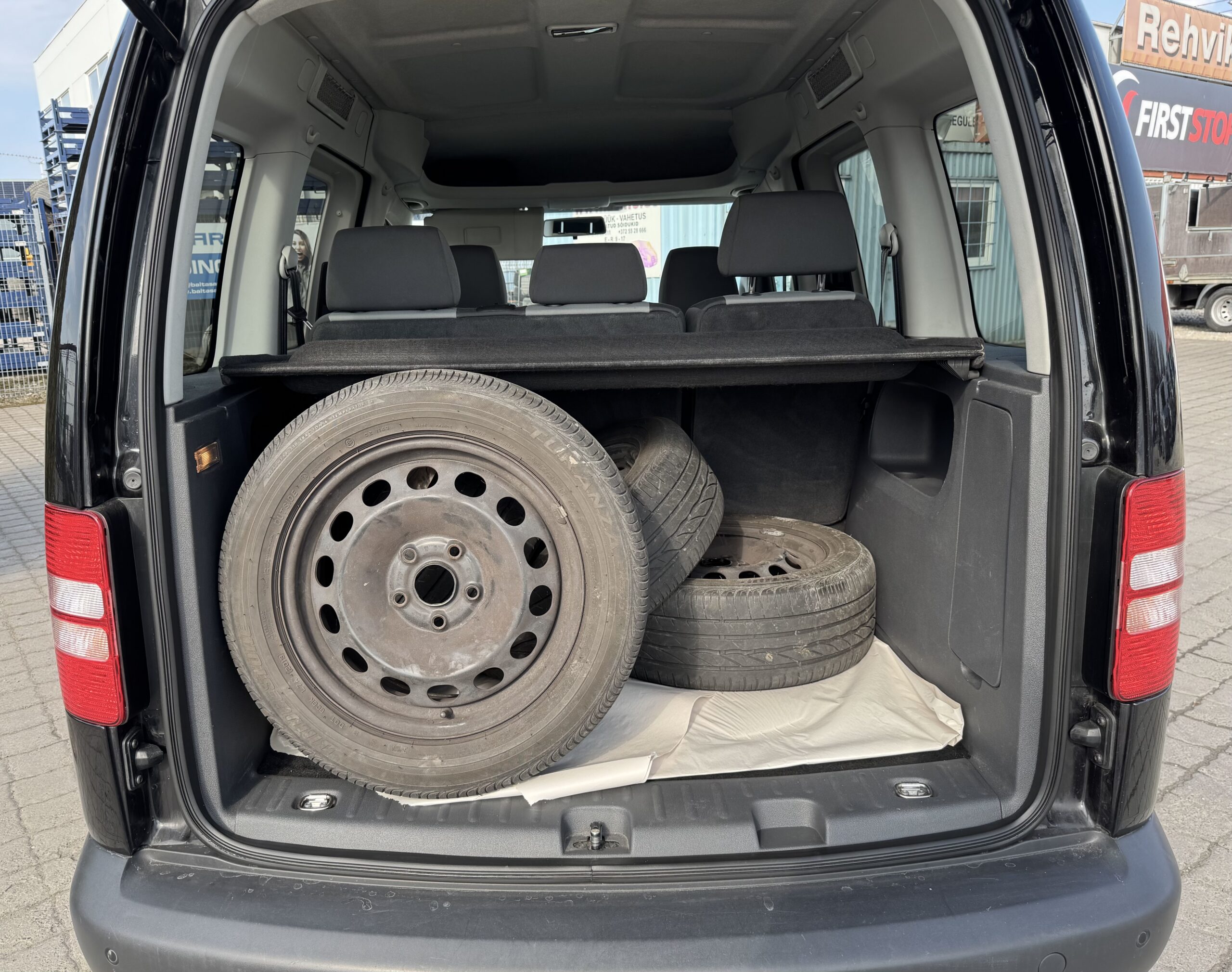 Volkswagen Caddy L1H1 Comfortline 4.2013