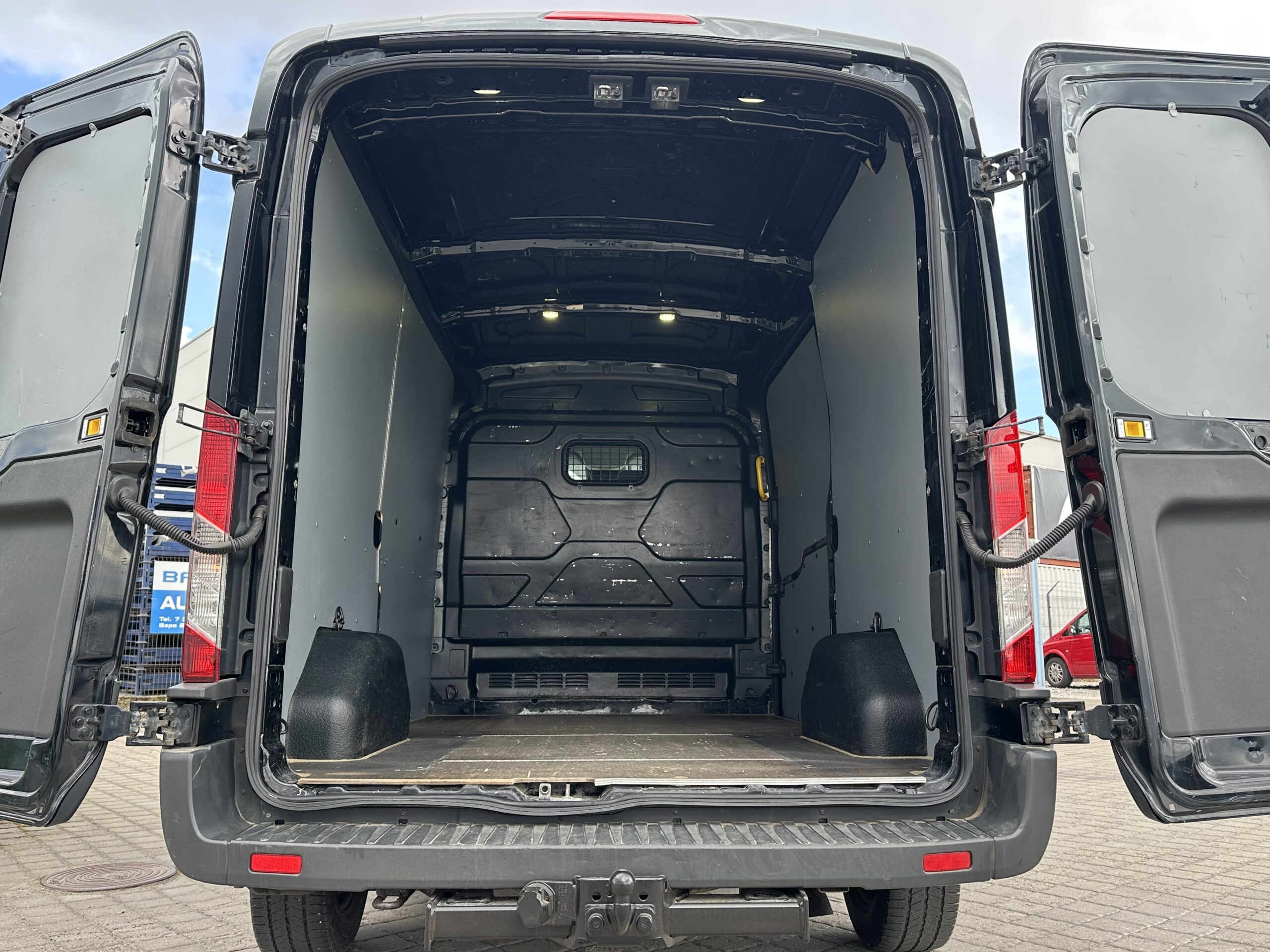 Ford Transit L2H2 4.2016