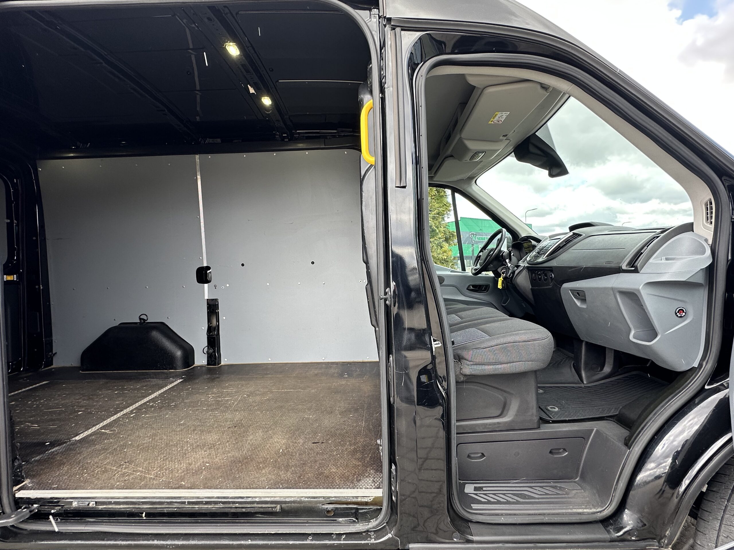 Ford Transit L2H2 4.2016