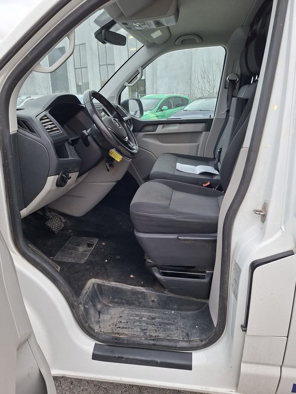 Volkswagen Transporter L2H1 Dsg 7.2017