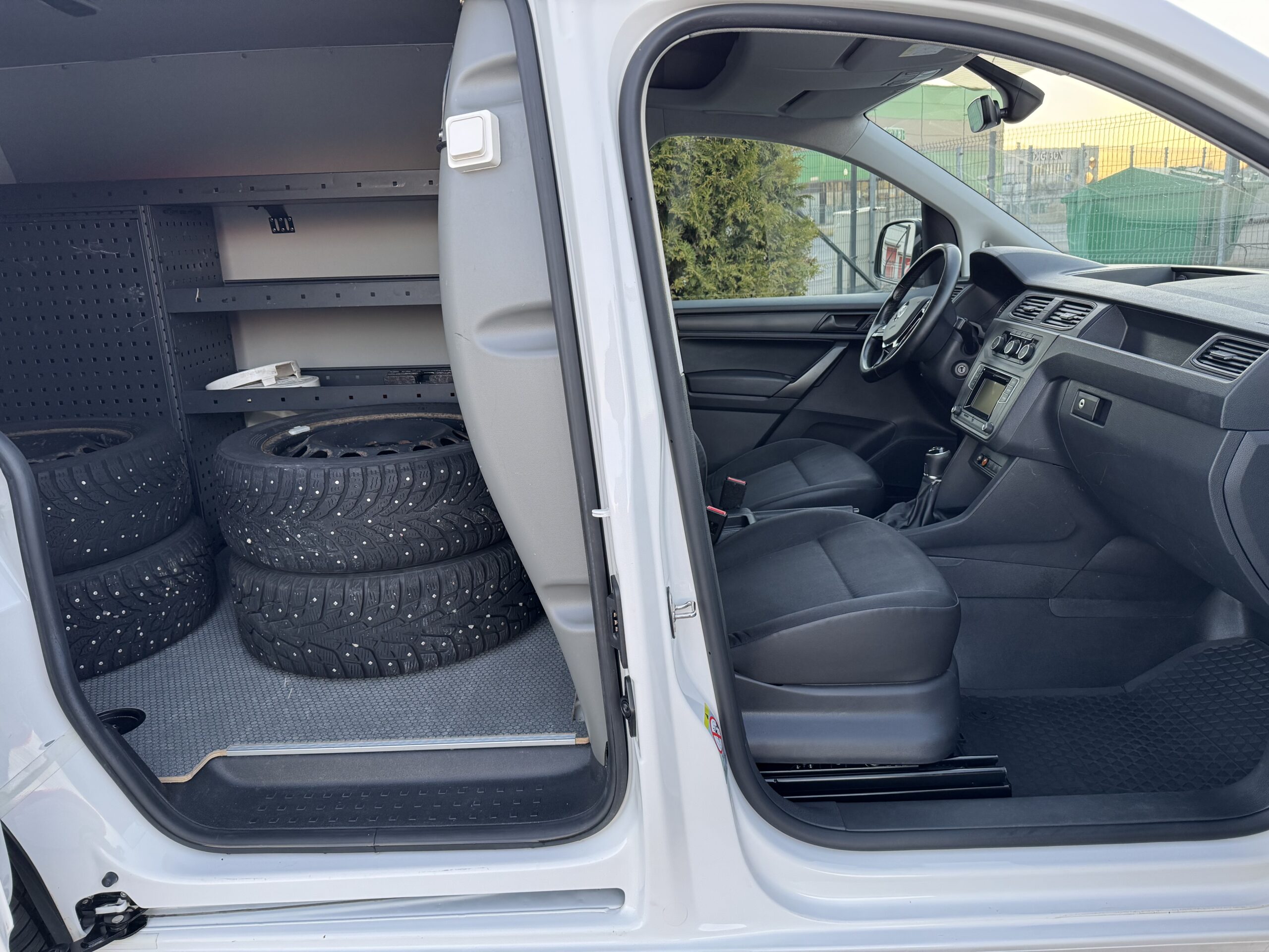 Volkswagen Caddy L1H1 3.2018 4-Motion 4*4 Serviceline