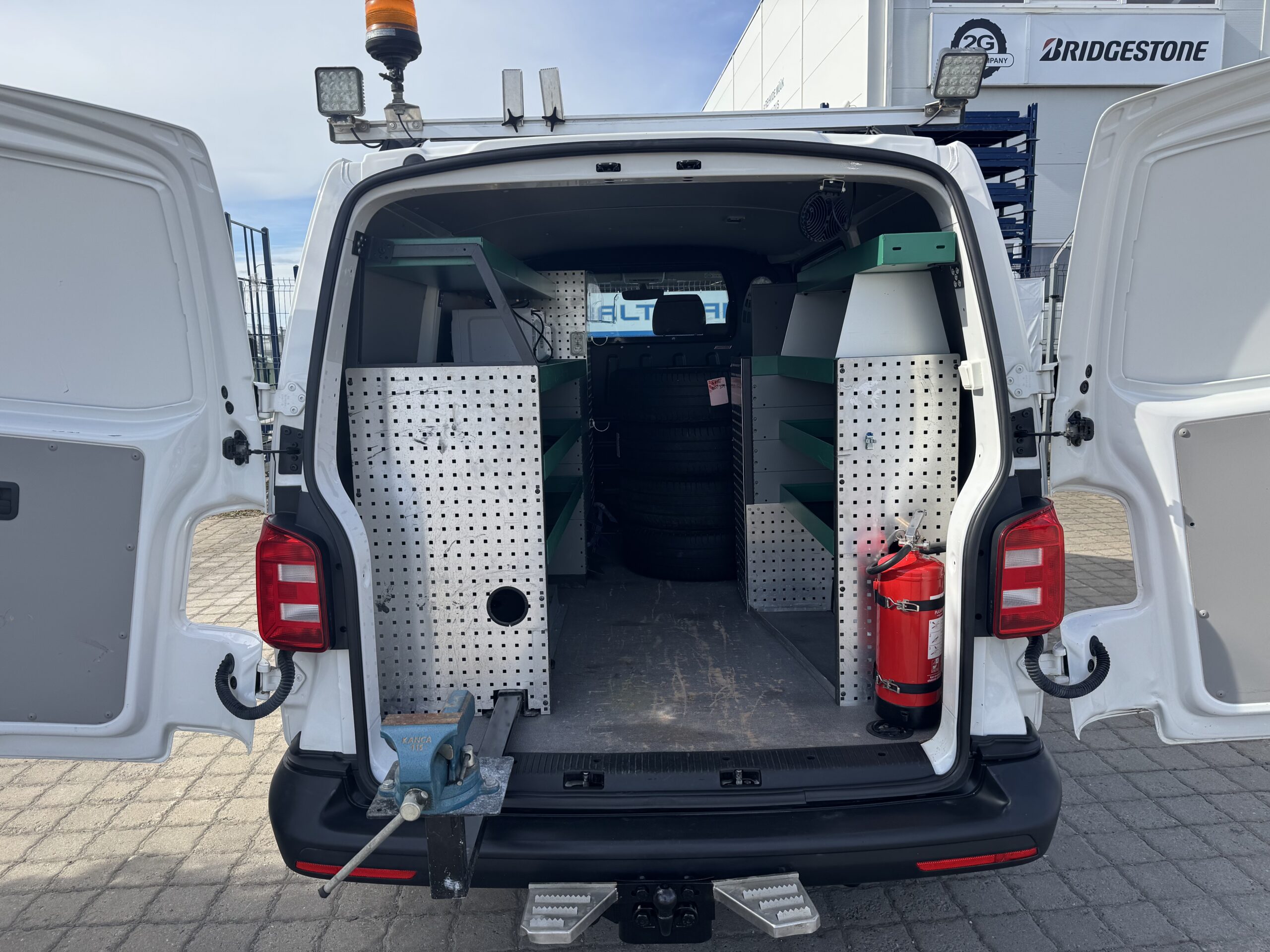 Volkswagen Transporter L1H1 2.2018 4-Motion Serviceline