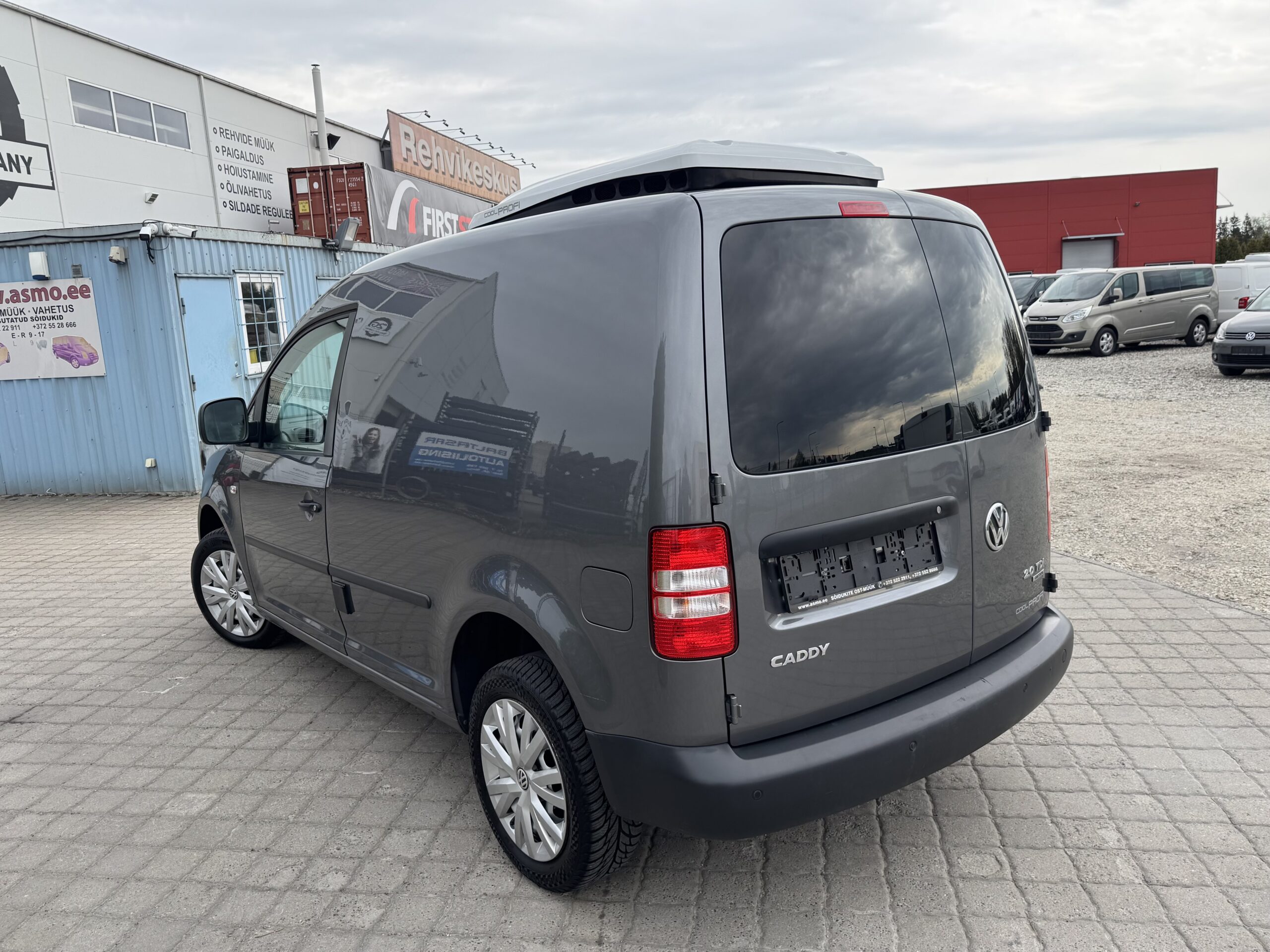 Volkswagen Caddy L1H1 3.2013 4-Motion 4*4 Külmik