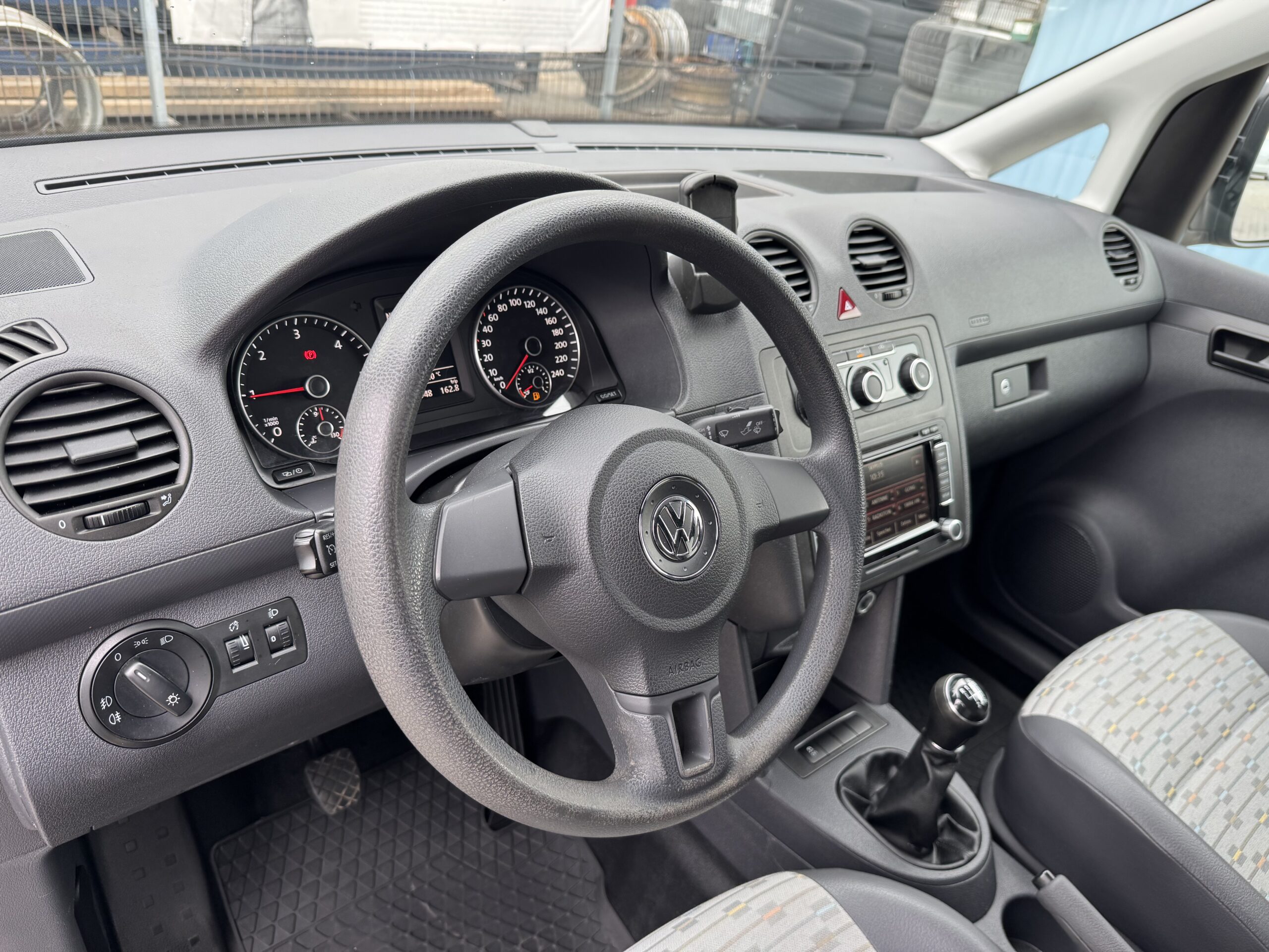 Volkswagen Caddy L1H1 3.2013 4-Motion 4*4 Külmik