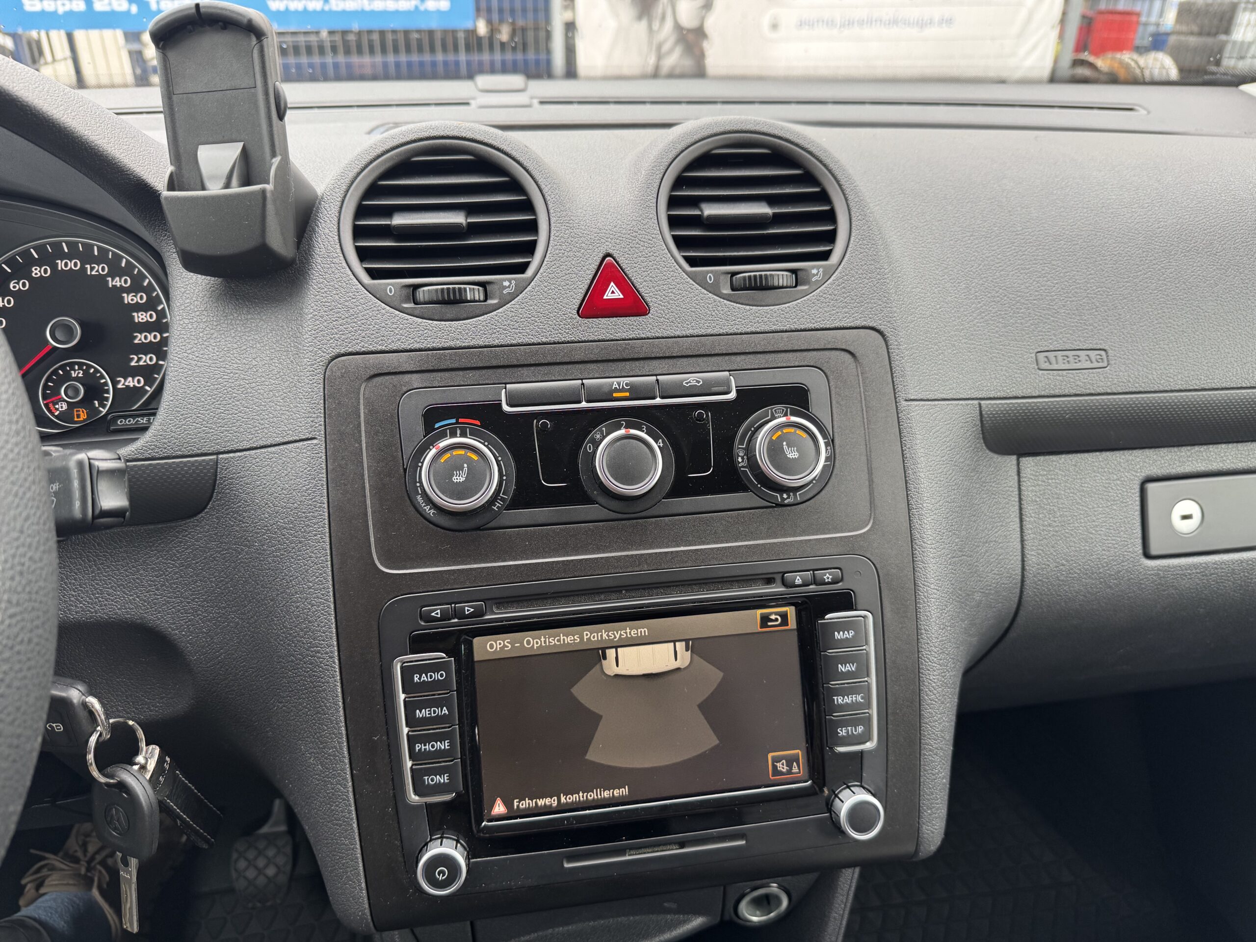Volkswagen Caddy L1H1 3.2013 4-Motion 4*4 Külmik