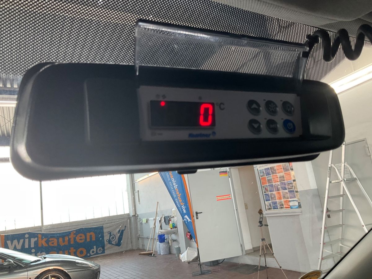 Volkswagen Caddy L1H1 3.2013 4-Motion 4*4 Külmik