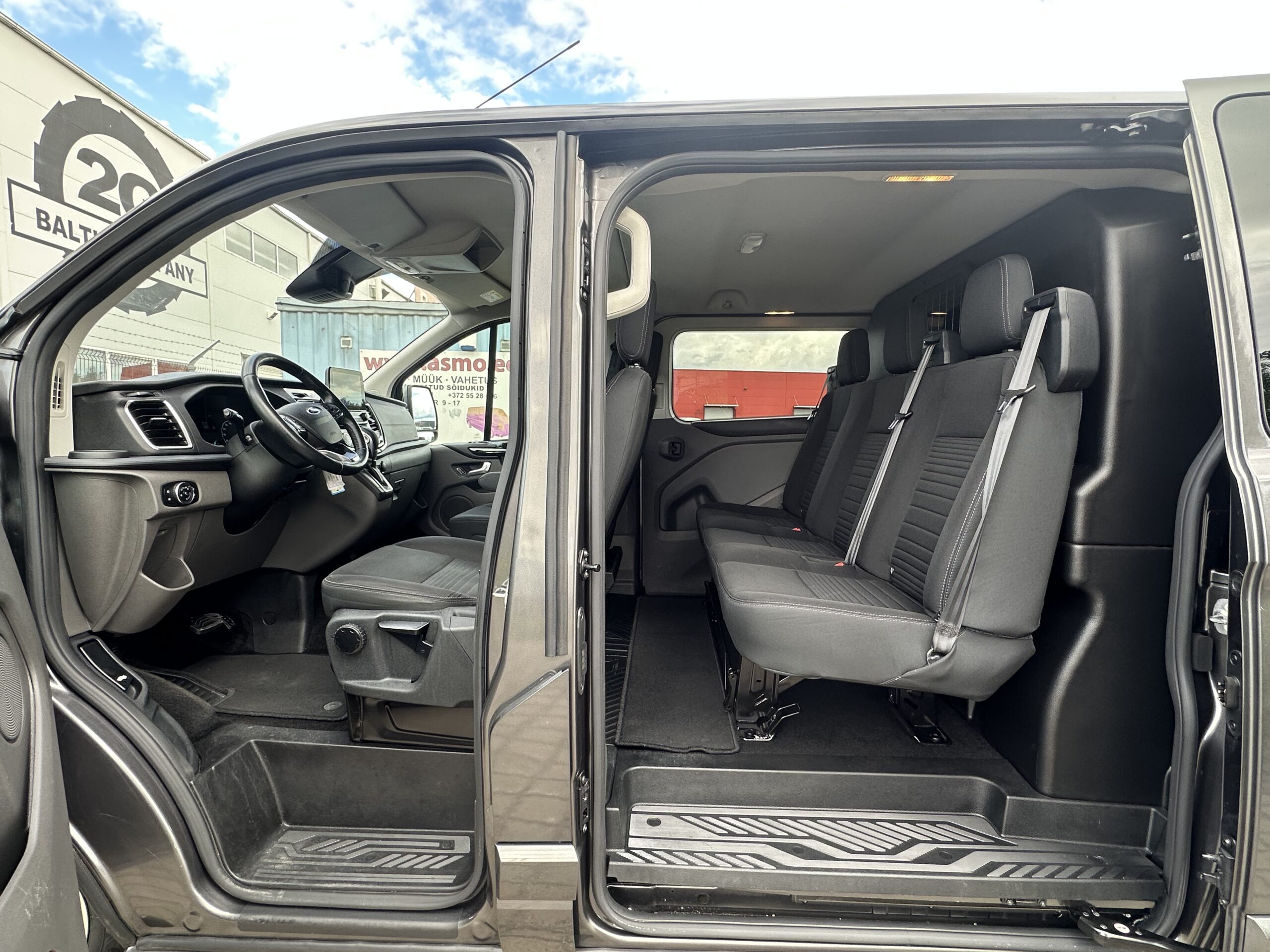 Ford Transit Custom L2H1 1.2022 Limited N1 5Ps