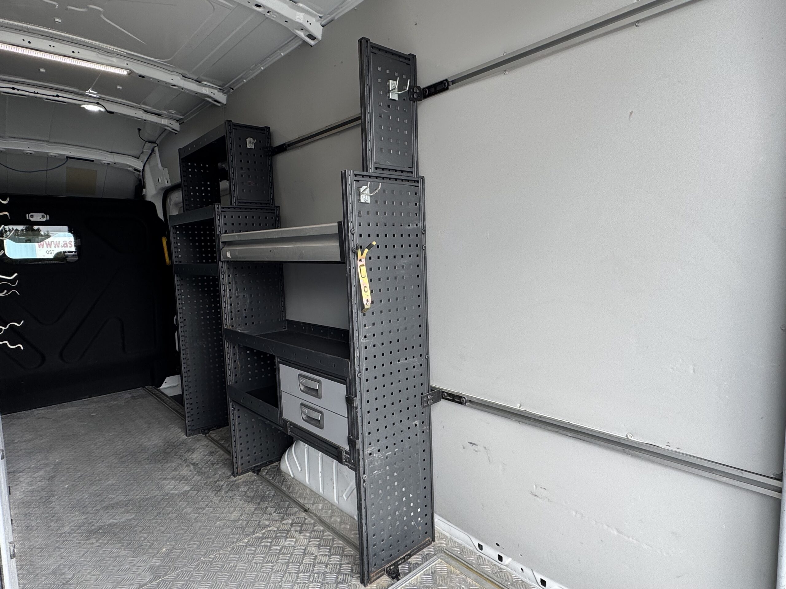 Ford Transit L4H3 10.2020 Serviceline