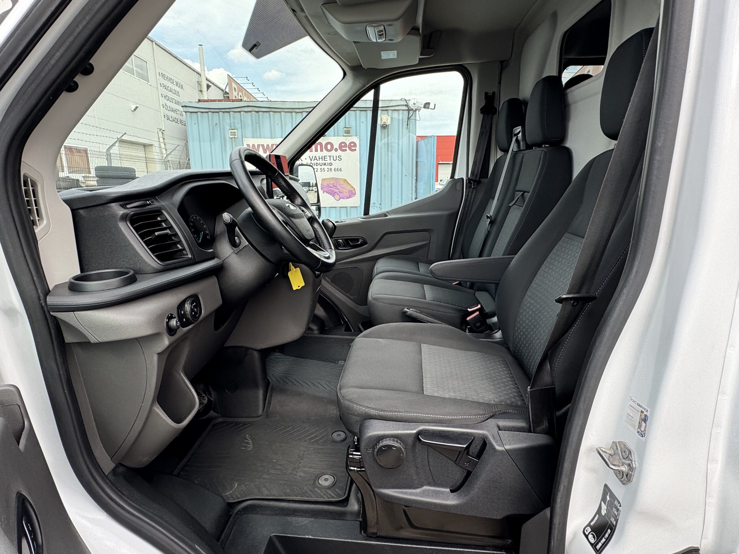 Ford Transit L4H3 10.2020 Serviceline