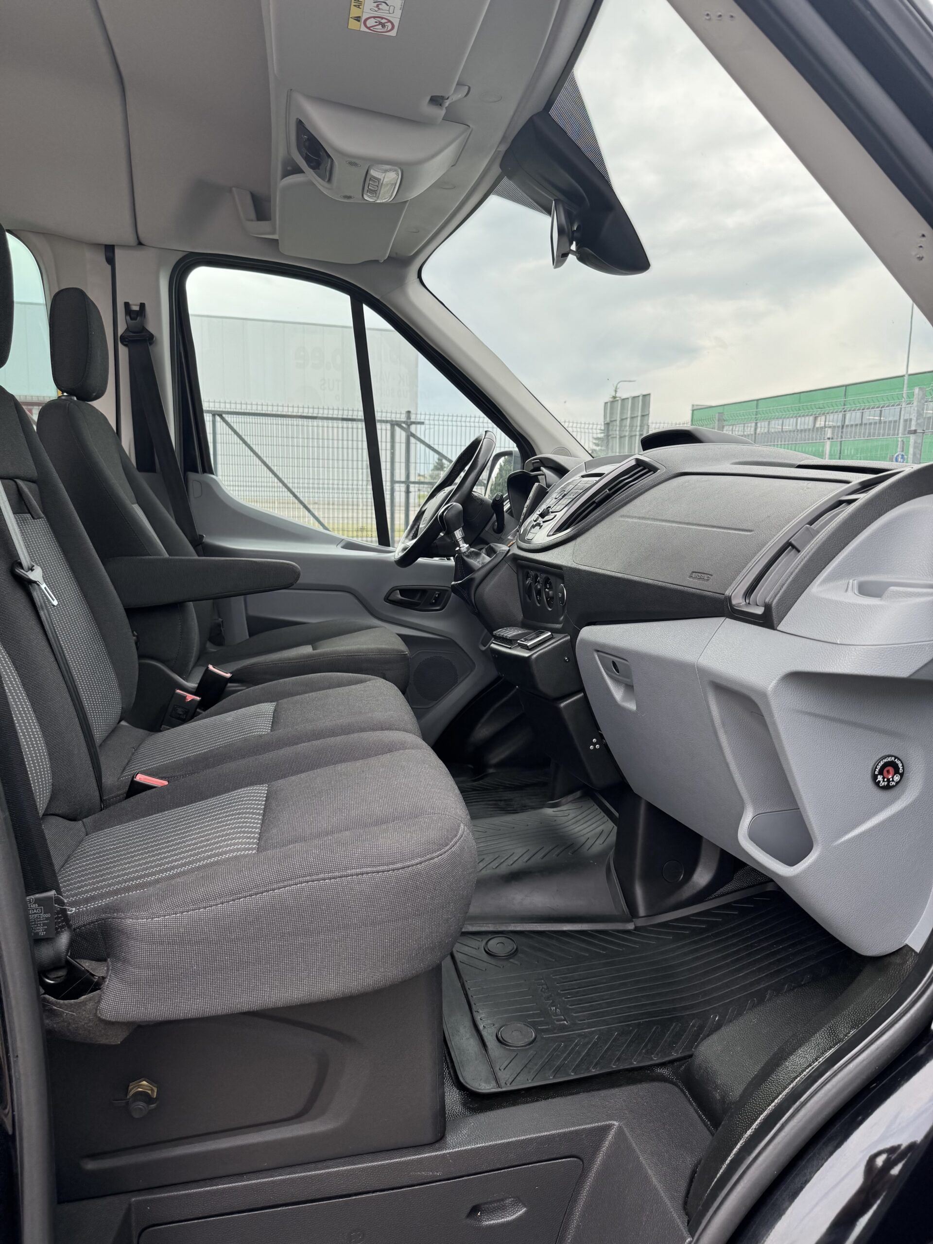 Ford Transit L3H2 9.2016 INVA