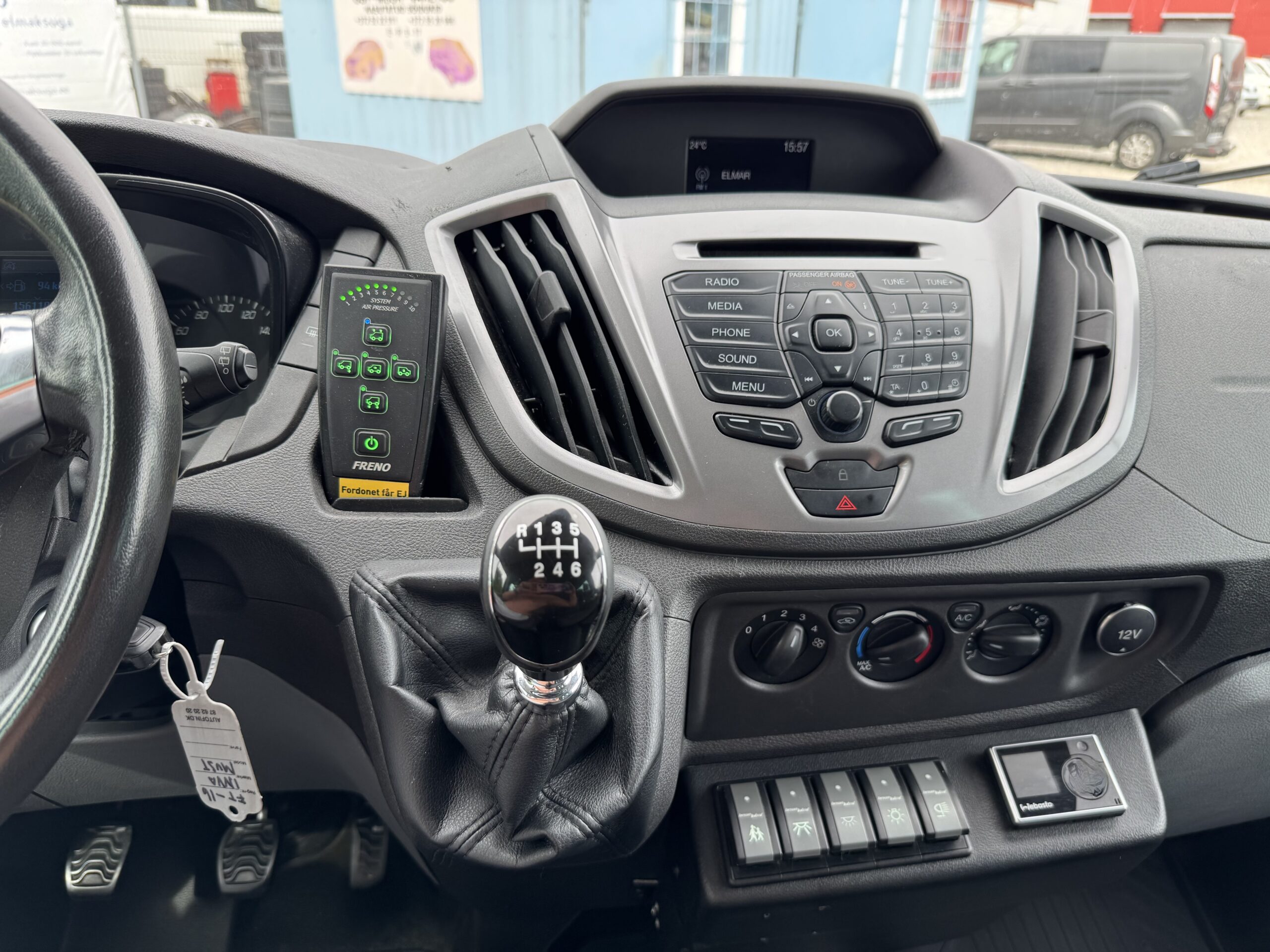 Ford Transit L3H2 9.2016 INVA