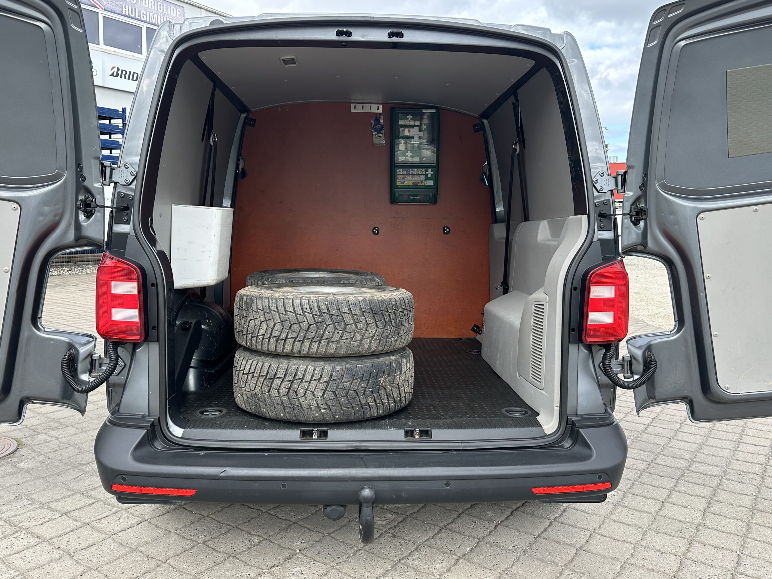 Volkswagen Transporter L2H1 3.2018 N1 5Ps Dsg
