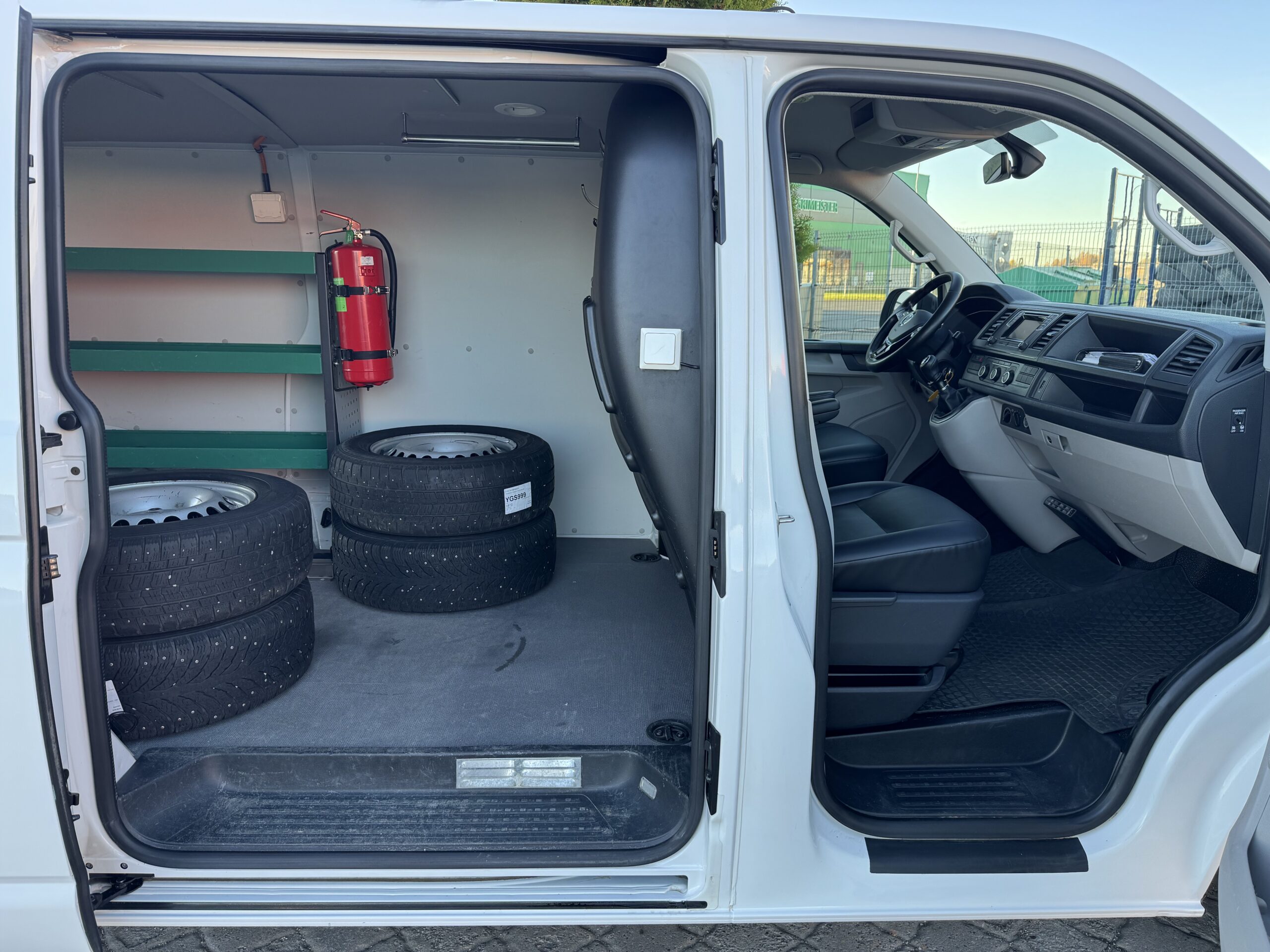 Volkswagen Transporter L2H1 4-Motion 4*4 Serviceline 3.2018