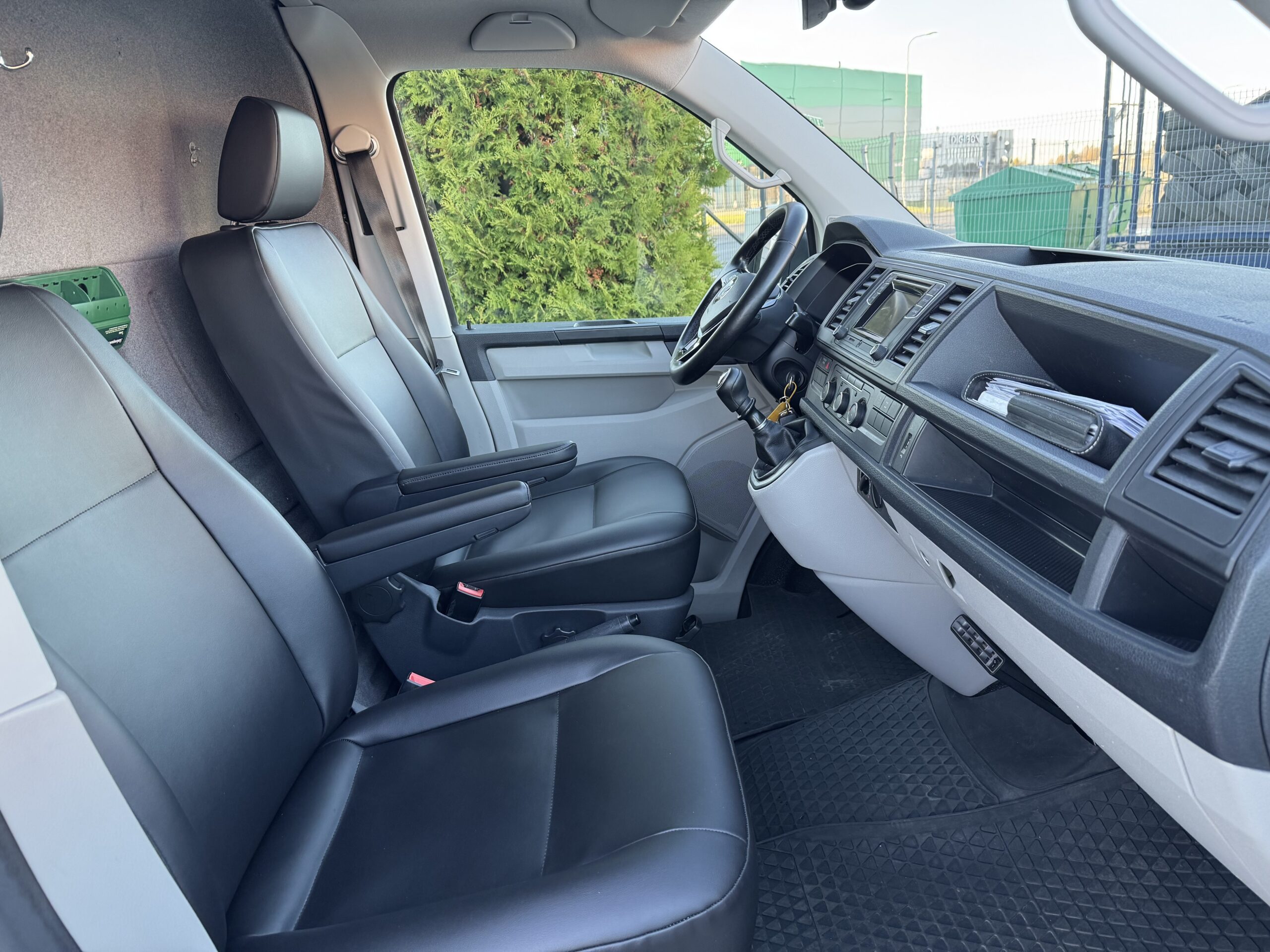 Volkswagen Transporter L2H1 4-Motion 4*4 Serviceline 3.2018