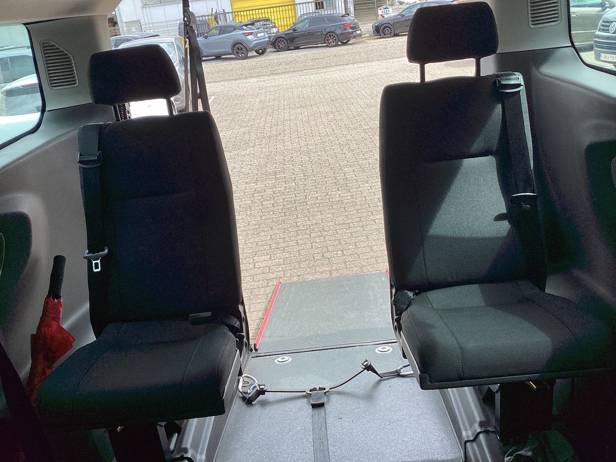 Ford Transit Custom Tourneo 10.2018 L2H1 INVA Aut.