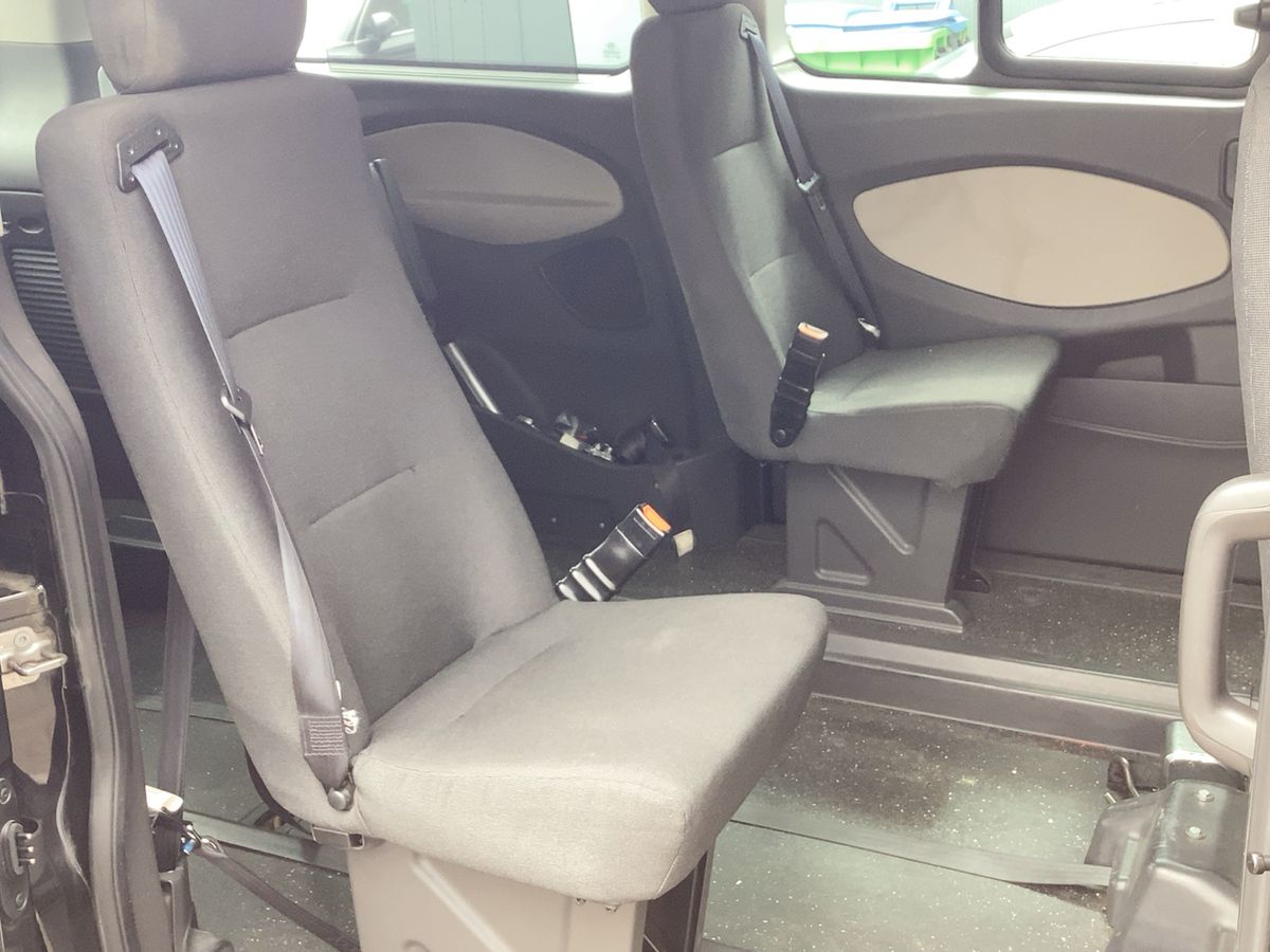 Ford Transit Custom Tourneo 10.2018 L2H1 INVA Aut.