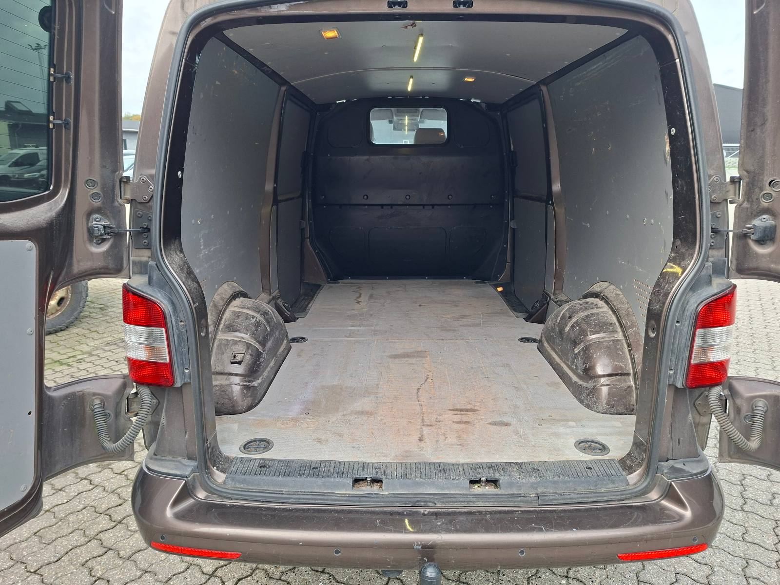 Volkswagen Transporter L2H1 5.2015 Dsg