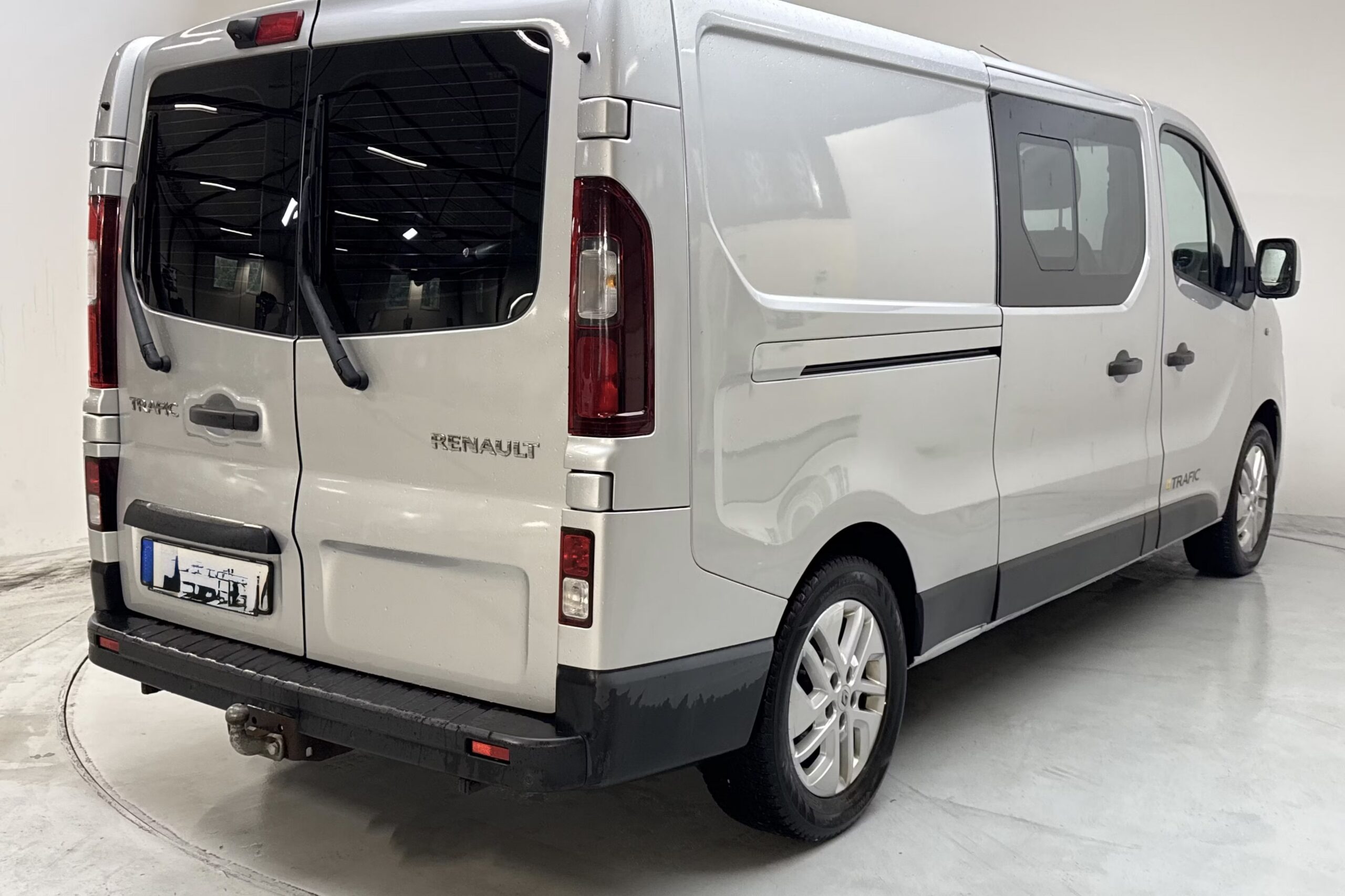 Renault Trafic L2H1 9.2015 N1 6Ps