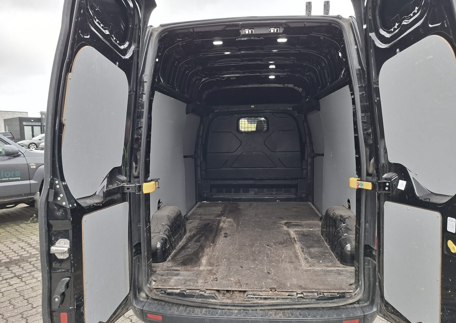 Ford Transit Custom L2H2 10.2020