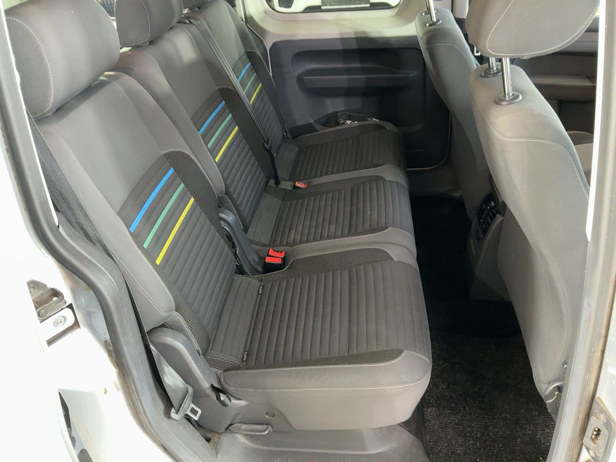 Volkswagen Caddy L1H1 7.2015 Team